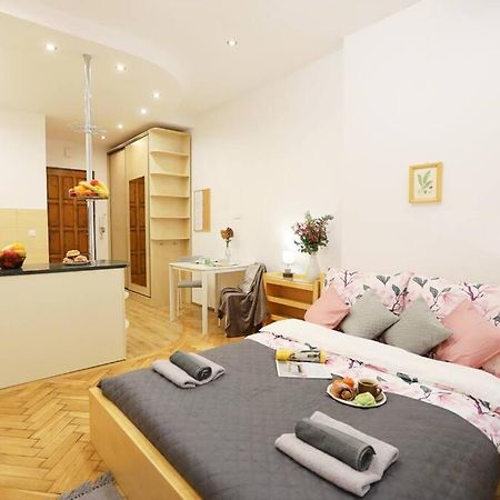 Batorego Cosy Apartment 2 Краків Екстер'єр фото