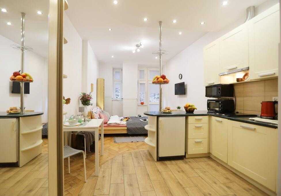 Batorego Cosy Apartment 2 Краків Екстер'єр фото